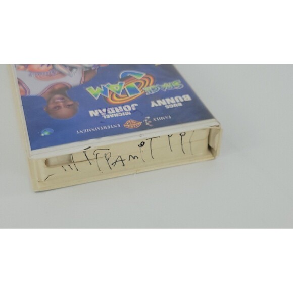 Space Jam Clamshell VHS Tape Bugs Bunny Michael Jordan Vintage Retro 1997 - Picture 8 of 12